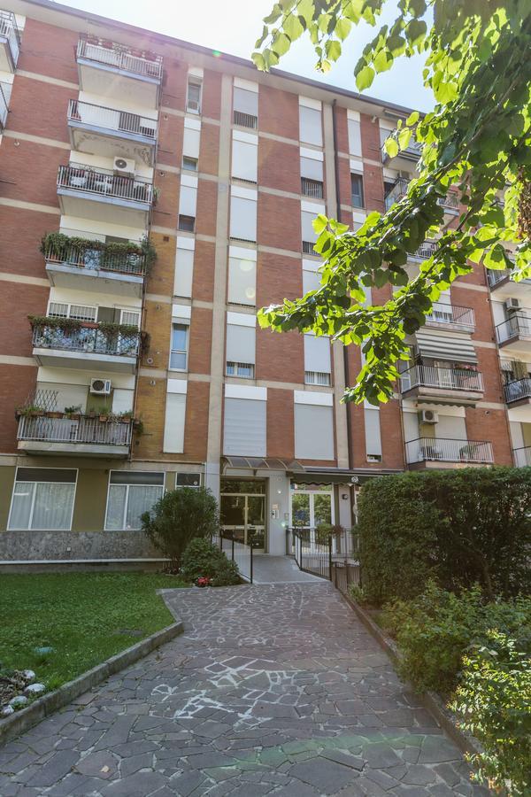 Linate Airport Apartment Milan Exterior photo
