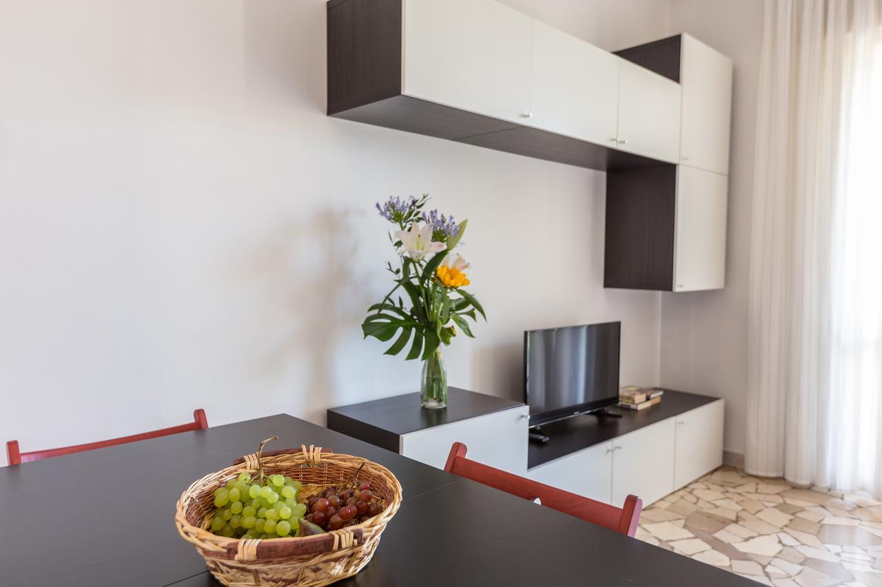 Linate Airport Apartment Milan Exterior photo