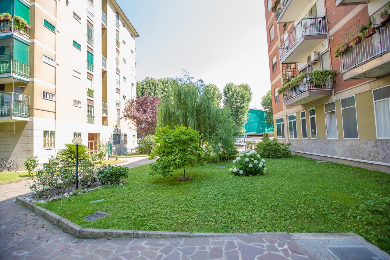 Linate Airport Apartment Milan Exterior photo